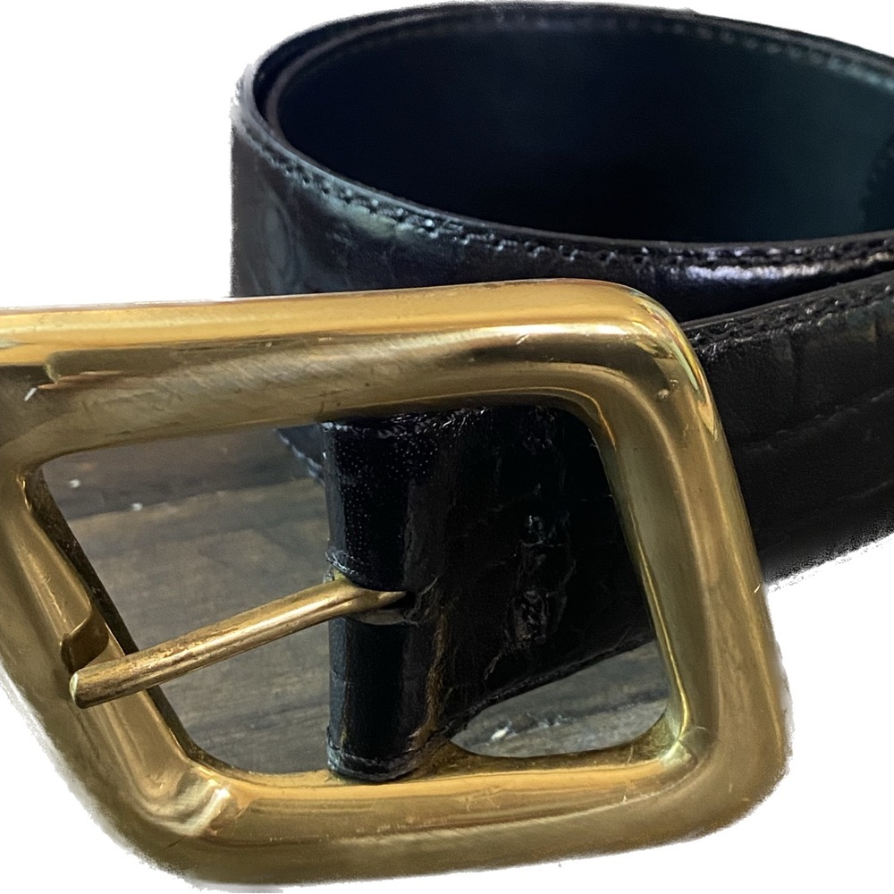 Liz Claiborne Genuine Leather Women Medium